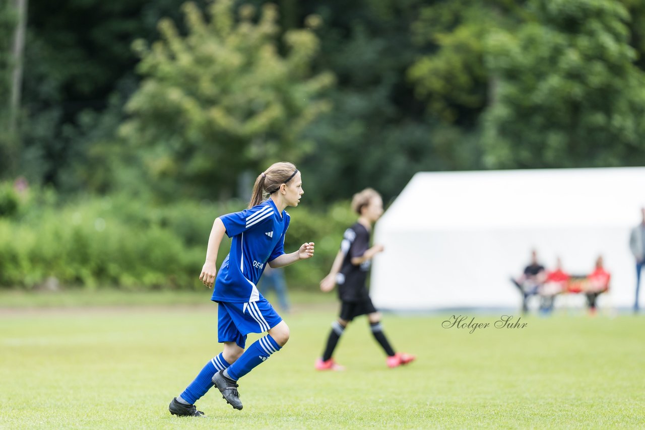 Bild 472 - Loewinnen Cup
